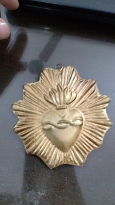 เครื่องแกะสลักโลหะบริสุทธิ์โบราณรูปหัวใจศักดิ์สิทธิ์,ของประดับสุดงดงามสำหรับตกแต่งบ้านเทศกาลคริสต์มาส Milagros - Product Image 5