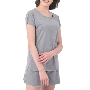 Conjunto corto informal con logotipo personalizado del fabricante para mujer Conjunto corto de camiseta lisa transpirable con capacidad OEM - Product Image 3