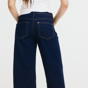 Pantalons en jean pour femmes en gros, pantalons en jean évasés extensibles pour femmes, pantalons en jean skinny rétro pour l'été, style uni pour l'hiver - Product Image 3
