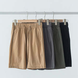 กางเกงขาสั้นกันเหงื่อของผู้ชายที่มีสไตล์เรียบง่ายมาใหม่ล่าสุดโลโก้ปรับแต่งได้รูปแบบของแข็งมีหลายสไตล์ให้เลือก - Product Image 4