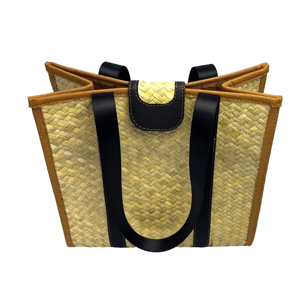 new product eco-friendly natural material cheap price hand woven lady bag outside fabric lined natural traw bag with handles
