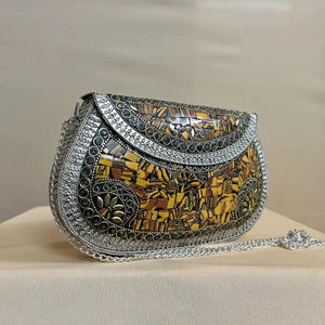 Bolso de Mano con Diseño de Mosaico Único para Uso Festivo y Tradicional, Bolso de Mano Clásico con Diseño Intrincado de Azulejos - Product Image 1