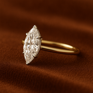 Bague de fiançailles solitaire en or jaune 10 carats avec marquise blanche de 0,80 carat pour femmes, alliance pour les fêtes en provenance d'Inde - Product Image 5