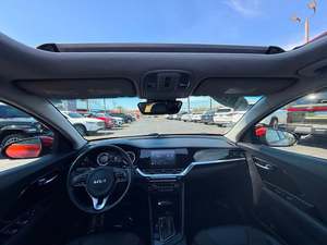 KIA Niro LXS FWD Plus 2022 Usado en Buen Estado, Sin Accidentes, Conducción Izquierda/Derecha - Product Image 6