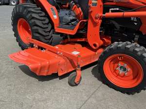Tractor B2650HSD 2014 - Tractor Compacto Diésel para Aplicaciones Versátiles - Product Image 6