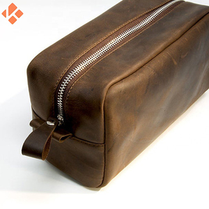 Top Sales Personalised Leather Toiletry kit Mens Wash Pouch <b>Bag</b> For Man Waterproof Dopp Kit <b>Bag</b> - Product Image 2