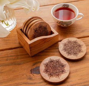 Posavasos rectangulares de madera con un moderno patrón geométrico de flechas. Disponible a precios de mayoreo. - Product Image 5