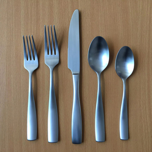 เครื่องนวดเนื้อสแตนเลส SUS304 สำหรับใช้ในงานปาร์ตี้ ชุดช้อนส้อม - Product Image 1