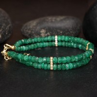 Charme unisexe de luxe fait main en argent sterling plaqué or 18 carats avec perles d'émeraude certifiées GIA, couleur naturelle de qualité supérieure, pour mariage
