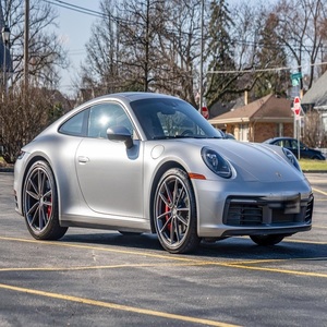 Porsche 911 Carrera 4S Coupé propre, modèle 2020 - Product Image 1