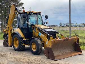 รถตักล้อยางมือสองราคาถูก รุ่น CAT 432F ปี 2016 พร้อมที่ตักด้านหน้า รับน้ำหนักได้ 9 ตัน เครื่องยนต์สภาพดี ขาย - Product Image 6