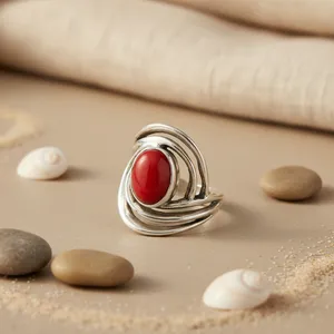 Anillo Abierto de Plata 925 con Coral Rojo, Joyería Moderna y Elegante para Mujer, Incrustaciones de 18K, Duradero y Cómodo - Product Image 1