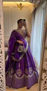 Lehenga y Choli de Seda Chinon Morada para Mujer con Bordado de Lentejuelas y Dupatta de Seda Chinon con Bordado de Lentejuelas - Product Image 3