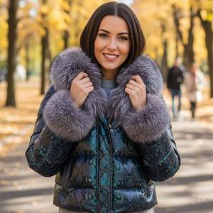 Blouson matelassé en cuir véritable pour femme, col en fourrure de renard gris, coupe-vent d'hiver, fermeture éclair, style streetwear, col amovible - Product Image 4