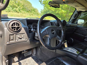 Usado 2006 H.U.M.M.E.R. H2 SUT 4WD Crew Cab Pickup 6.0L V8 American Luxury Off Road Truck Export Disponible - Product Image 5