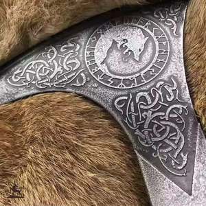 Tomahawk medieval de alta calidad hecho a mano con nuevo modelo de acero al carbono 1095 características de grado industrial cubierta de cuero - Product Image 6