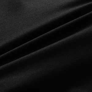 Short d'entraînement à séchage rapide avec logo personnalisable pour hommes, style décontracté et écologique pour le jogging et le fitness - Product Image 5