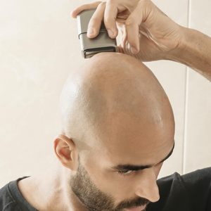 Rasoir électrique compact et portable à lame unique, étanche, rechargeable par USB-C, rasoir rotatif humide/sec pour la tête chauve - Product Image 2