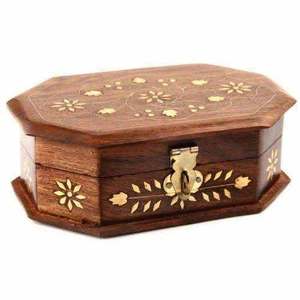 Boîte à bijoux en bois à finition lisse de haute qualité avec plusieurs compartiments et doublure douce pour un stockage sûr du fournisseur indien - Product Image 3