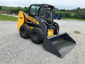SR250 Mini chargeuse compacte chargeuse-pelleteuse modèle 2018 charge nominale de 9 tonnes excellente condition chargeuse sur chenilles Huade hydraulique - Product Image 4