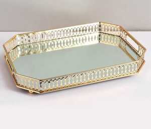 ที่กำหนดเองที่มีคุณภาพสูงที่ทันสมัยน้ำหอมโต๊ะเครื่องแป้งตกแต่งบ้านรอบแก้วหรูหราโลหะทองที่ให้บริการตกแต่งกระจกถาด - Product Image 2