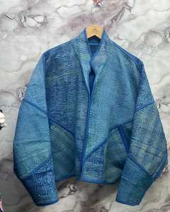 เสื้อแจ็กเก็ตฤดูหนาวของผู้หญิง Kantha เย็บด้วยมือเสื้อโค้ทดีไซน์สุดเซ็กซี่สำหรับผู้หญิงมีไส้ผ้าฝ้ายระบายอากาศได้พิมพ์ลายสินค้าสำเร็จรูป - Product Image 3