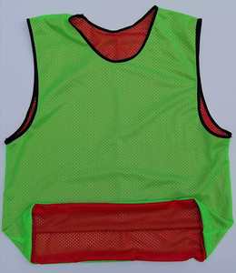 Bavoir de gilet de football pour sports d'équipe en maille à séchage rapide, équipement de pratique léger et respirant pour le basket-ball de football et l'utilisation en extérieur - Product Image 6