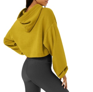 Ensemble sweat-shirt court et short au-dessus du genou pour femme, imprimé par transfert thermique, confortable et élégant, collection hiver 2026 - Product Image 3