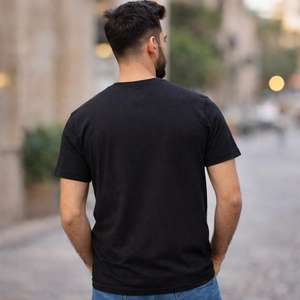 เสื้อยืดกราฟิกคุณภาพสูงแบบกำหนดเอง 180 กรัม ดีไซน์เปล่า สำหรับออกกำลังกาย ฟิตเนส ผู้ชาย แห้งเร็ว ระบายอากาศได้ดี - Product Image 3