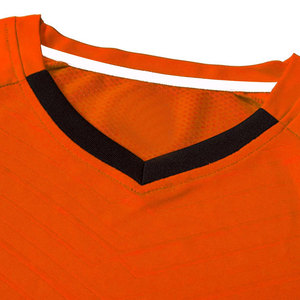 Uniforme de sport confortable à porter pour le football à séchage rapide de fabrication professionnelle pour les équipes - Product Image 2