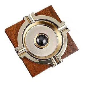 Cenicero de Madera Moderno de Forma Cuadrada, Estilo de Diseño Clásico, Juego de Regalo de Accesorios para Cigarros - Product Image 2