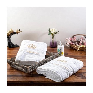 Nouveau Logo personnalisé promotionnel Super absorbant 100% coton biologique OEM brodé Golf GOTS séchage rapide serviettes de bain de haute qualité - Product Image 1
