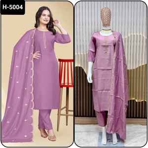 Nouveau mariage indien exclusif et vêtements d'occasion de festival prêt-à-porter Costume Salwar Kameez en soie de coton avec ensemble de travail fantaisie Dupatta - Product Image 4