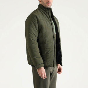 Blouson d'hiver pour homme fabriqué en usine, taille plus, col montant, logo sur le devant, couleurs et logo personnalisables, haute qualité, écologique - Product Image 3