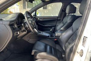 Macan GTS Sport Chrono 2021 de Lujo con Paquetes Premium Plus, de Propietario en California, Motor Turbo V6 - Product Image 6