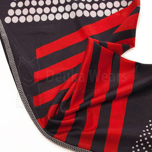 Ropa Deportiva Personalizada al por Mayor con Cuello Redondo, Camiseta Deportiva de Compresión Elástica con Estampado por Sublimación en Poliéster - Product Image 5