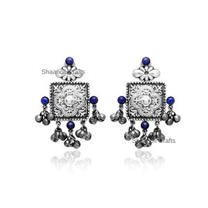 Boucles d'oreilles longues Jhumka tribales en argent oxydé, bijoux ethniques anciens faits à la main pour femmes, pour mariage et fête traditionnels - Product Image 5