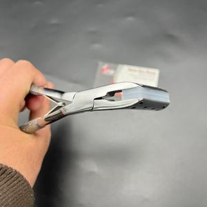 Pince d'extension de cheveux professionnelle en acier inoxydable robuste pince d'extension de cheveux en silicone de haute qualité Logo personnalisé outils d'extension de cheveux - Product Image 5