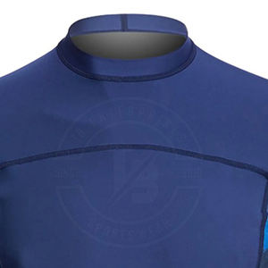 Nouvelle arrivée Rash Guard personnalisé marque privée Rash Guard dans le meilleur matériau Rash Guard à faible quantité minimale de commande - Product Image 4