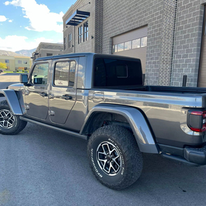 2024 Jeep Gladiator Rubicon X 4x4 Asientos de cuero altamente equipados Diferenciales de bloqueo Wrangler Turbo AWD Luz automática izquierda - Product Image 1
