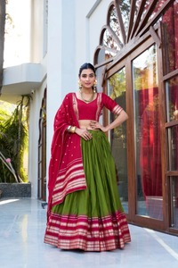 Pur Chanderi soie Lehenga Choli Shibori imprimer Zari tissage travail Blouse Rangoli élégant indien pakistanais vêtements pour les fêtes - Product Image 5
