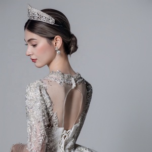 Váy cưới cổ điển bằng vải satin có dây buộc Váy dạ hội dài đến sàn dài tay áo cỡ lớn Vintage Court Beading - Product Image 5