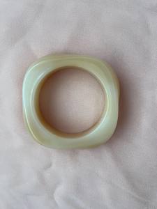 Brazalete de Resina Naranja Brillante, Brazalete Acrílico Grueso Hecho a Mano, Joyería de Moda para Mujeres y Niñas Modernas - Product Image 6