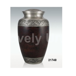 โกศทรงใบไม้สีเงินสลักลายนูนสำหรับใส่เถ้ากระดูกของมนุษย์ขนาดใหญ่ - Product Image 1