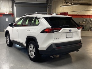 VENTE À PRIX RÉDUIT Toyota Rav-4 hybride d'occasion 2026 Importation haut de gamme européenne Conduite à gauche/à droite Livraison rapide disponible Véhicule - Product Image 4