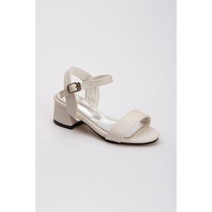 Scarpe da sposa con tacco aperto in raso crema per ragazze - Product Image 1