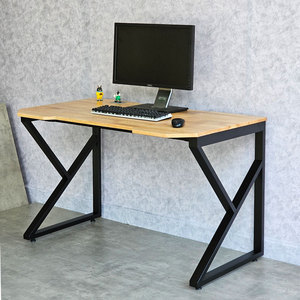 Escritorio para PC Gaming de 120x70cm de madera de caucho con patas de hierro en forma de K, requiere montaje GD68070 - Product Image 3