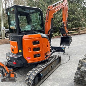 Mini-excavatrice Hitachi d'origine prête à être expédiée, petite excavatrice compacte dotée d'un système hydraulique puissant, diesel haute efficacité - Product Image 1