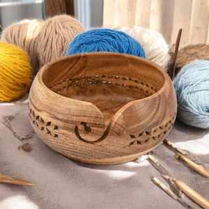 Elegant Eco-Friendly Portable Wooden Yarn Bowl for Knitting Crochet Smooth Thread Flow No Tangles Craft Accessory Gift for - Product Image 4