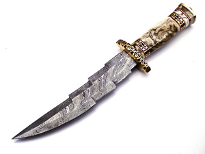 Couteau de chasse en damas fait à la main avec manche en résine de traversin en laiton OEM personnalisable, y compris gaine en cuir, nouveau style de produit - Product Image 2